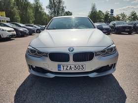 BMW 320 vaihtoauto