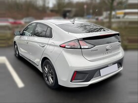 Hyundai IONIQ electric vaihtoauto