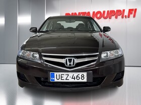 Honda Accord vaihtoauto