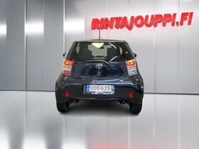 Toyota iQ vaihtoauto