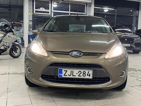 Ford Fiesta vaihtoauto
