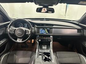 Jaguar XF vaihtoauto