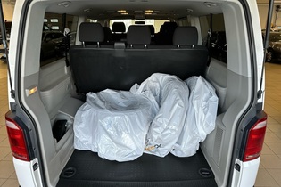 Volkswagen Caravelle vaihtoauto