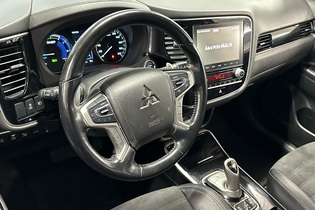 Mitsubishi Outlander PHEV vaihtoauto