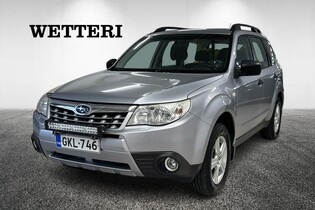 Subaru Forester vaihtoauto