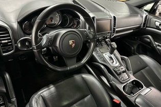 Porsche Cayenne vaihtoauto