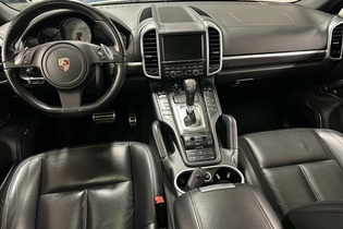 Porsche Cayenne vaihtoauto