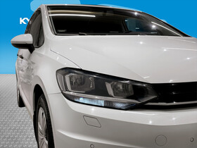 Volkswagen Touran vaihtoauto