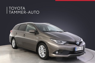 Toyota Auris vaihtoauto