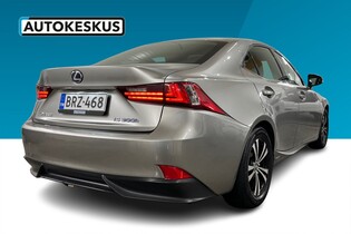 Lexus IS vaihtoauto
