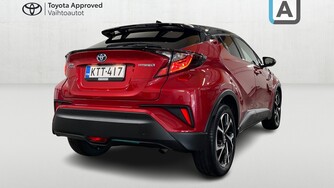 Toyota C-HR vaihtoauto
