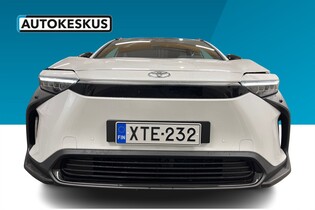 Toyota bZ4X vaihtoauto