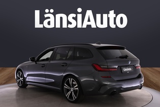 BMW 330 vaihtoauto