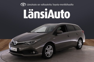 Toyota Auris vaihtoauto