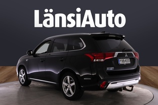 Mitsubishi Outlander PHEV vaihtoauto