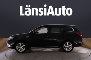 Mitsubishi Outlander PHEV vaihtoauto