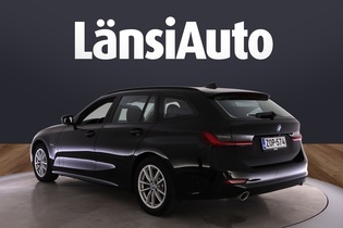BMW 320 vaihtoauto
