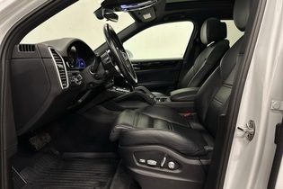 Porsche Cayenne vaihtoauto