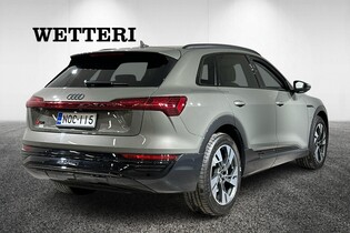 Audi Q8 e-tron vaihtoauto