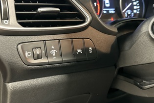 Hyundai i30 5d vaihtoauto