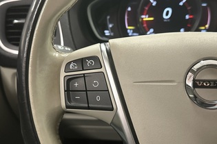 Volvo V40 Cross Country vaihtoauto