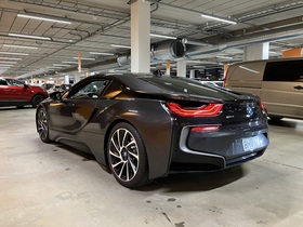 BMW i8 vaihtoauto