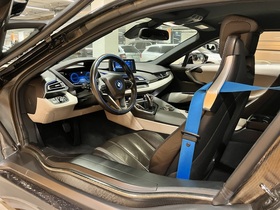 BMW i8 vaihtoauto