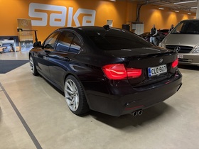 BMW 330 vaihtoauto