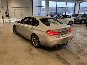BMW 330 vaihtoauto