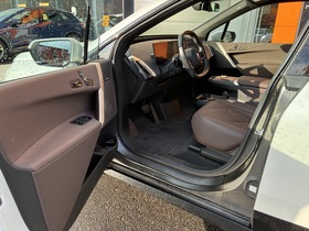 BMW iX vaihtoauto