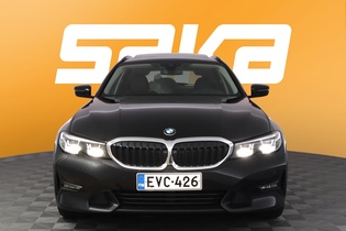 BMW 330 vaihtoauto