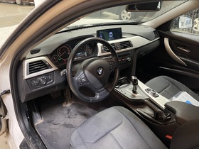 BMW 320 vaihtoauto