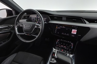 Audi e-tron vaihtoauto