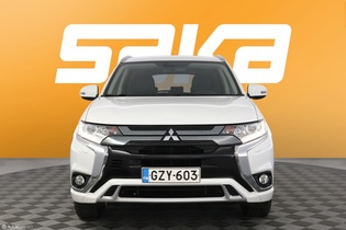 Mitsubishi Outlander PHEV vaihtoauto