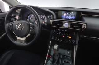 Lexus IS vaihtoauto