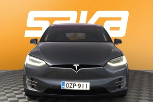 Tesla Model X vaihtoauto