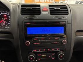 Volkswagen Jetta vaihtoauto