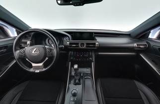 Lexus IS vaihtoauto