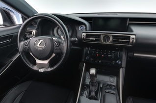 Lexus IS vaihtoauto