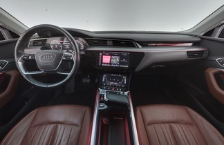 Audi Q8 e-tron vaihtoauto