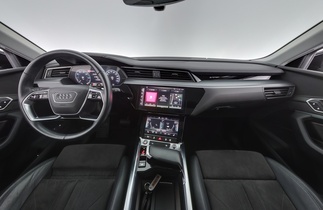 Audi e-tron vaihtoauto