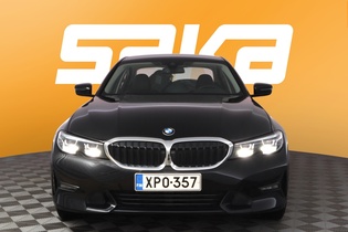 BMW 330 vaihtoauto