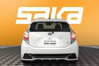 Toyota Aqua vaihtoauto