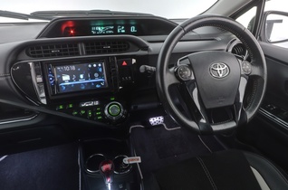 Toyota Aqua vaihtoauto