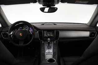 Porsche Panamera vaihtoauto