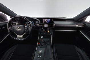Lexus IS vaihtoauto