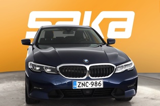 BMW 330 vaihtoauto