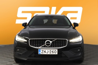 Volvo V60 Cross Country vaihtoauto