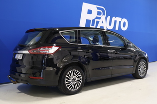Ford S-MAX vaihtoauto