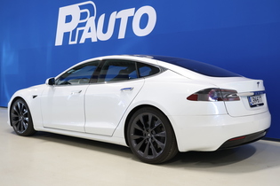 Tesla Model S vaihtoauto